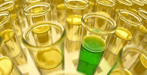 Can synthetic urine be detected in a lab?